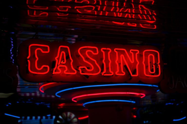 Discover the Exciting World of Free Social Casino Games